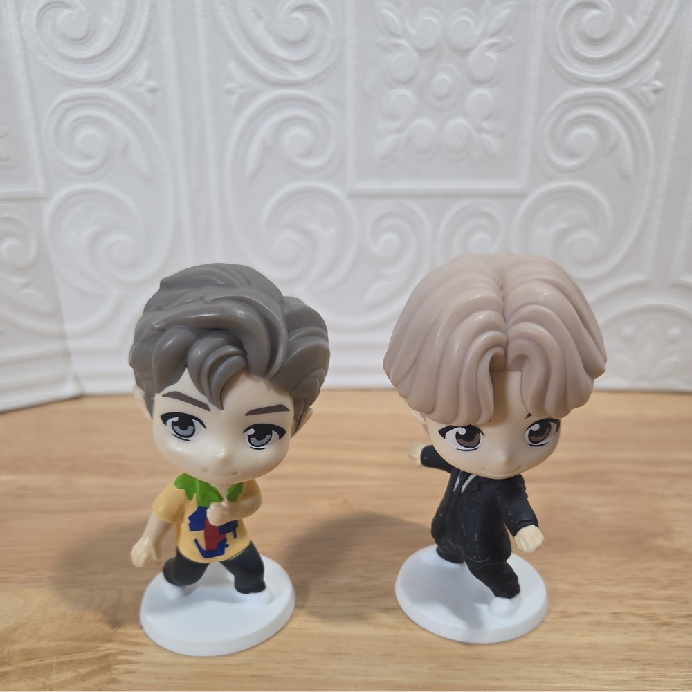 Jin 2025 McDonald's BTS TinyTAN Figures Lot of 2 Encore Edition Pre Owned
